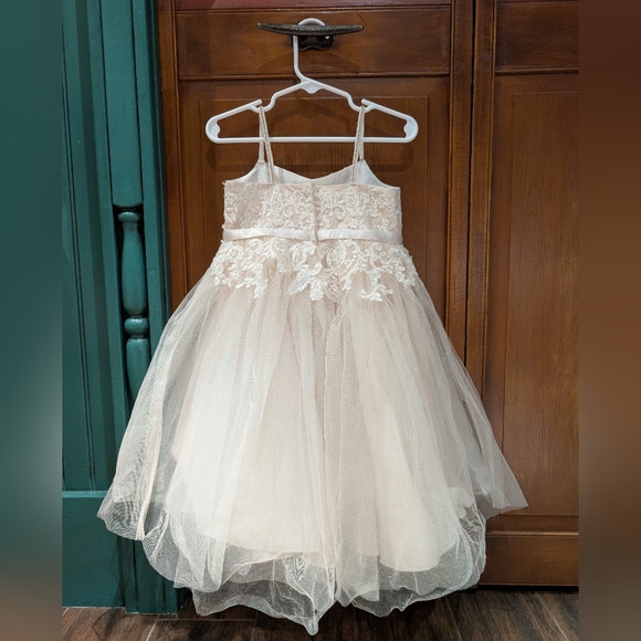 David's Bridal Cream Lace Formal Kids Dress 3T - Picture 2 of 3